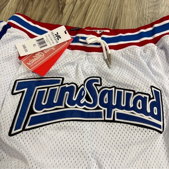 Headgear Classic Michael Jordan Tune Squad Shorts White Men Size XL $88 NWT - Picture 3 of 9